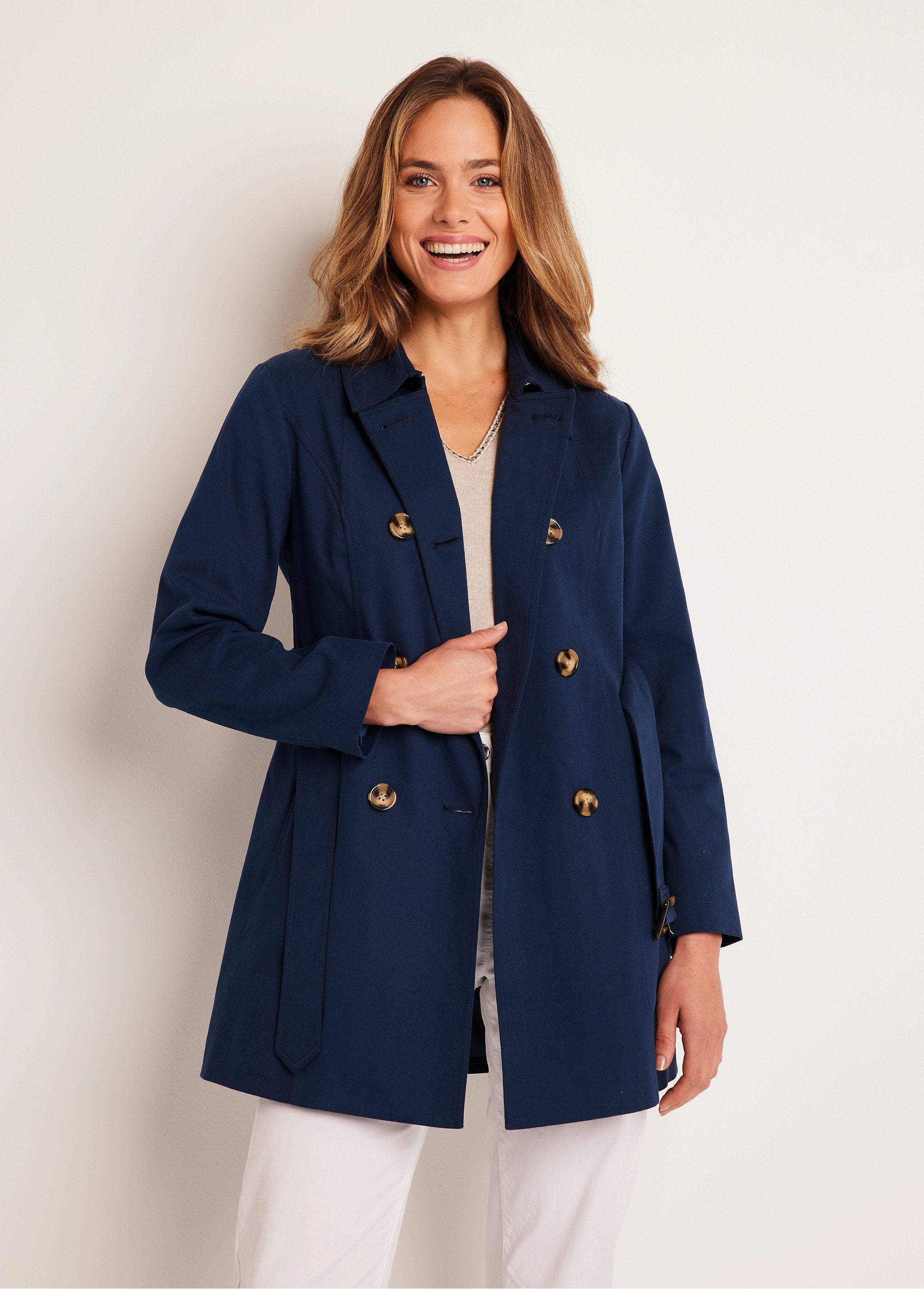 Short_double-breasted_trench_coat_with_pointed_collar_Navy_blue_FA1_slim