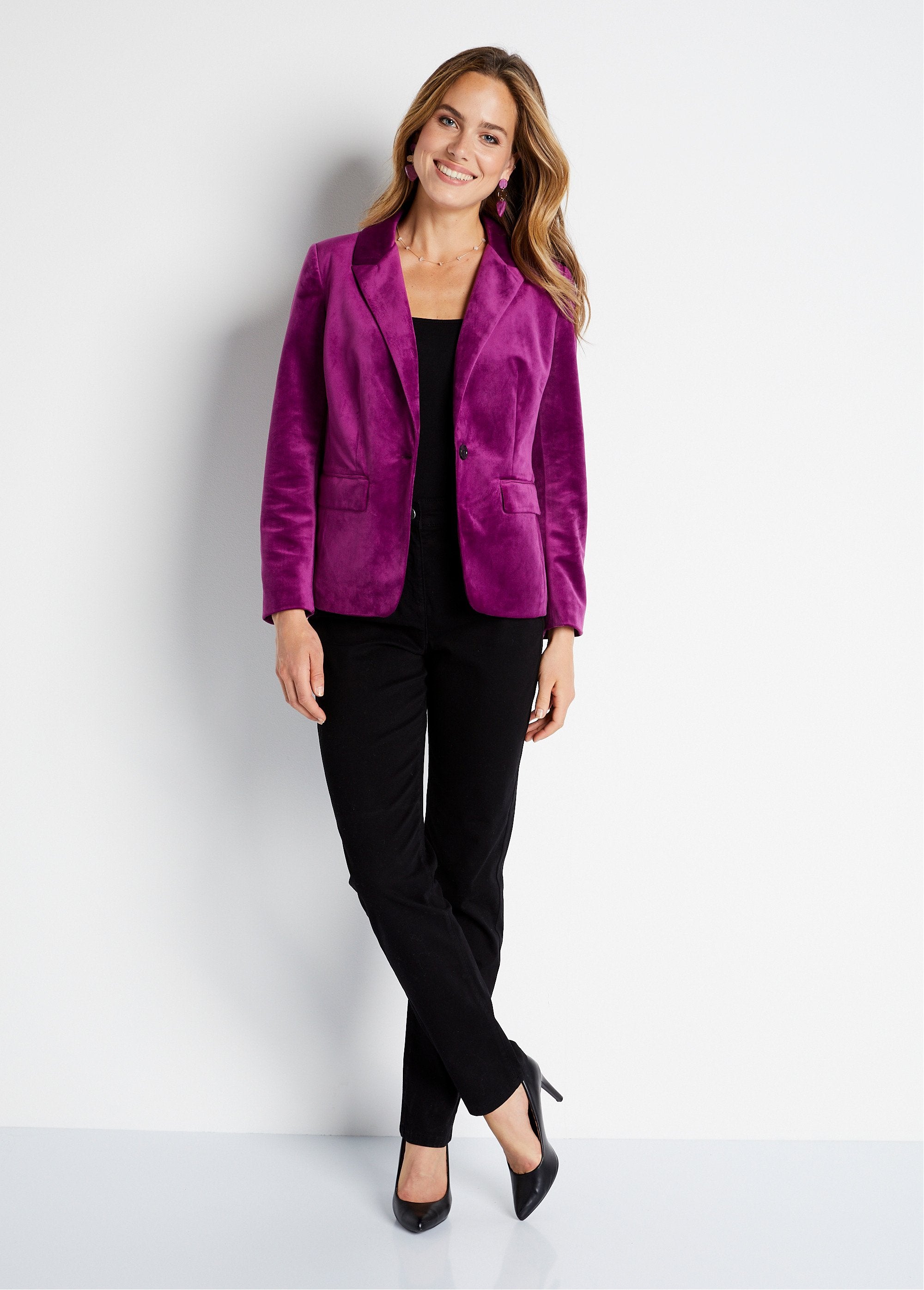 Straight_plain_velvet_blazer_jacket_with_tailored_collar_Purple_SF1_slim