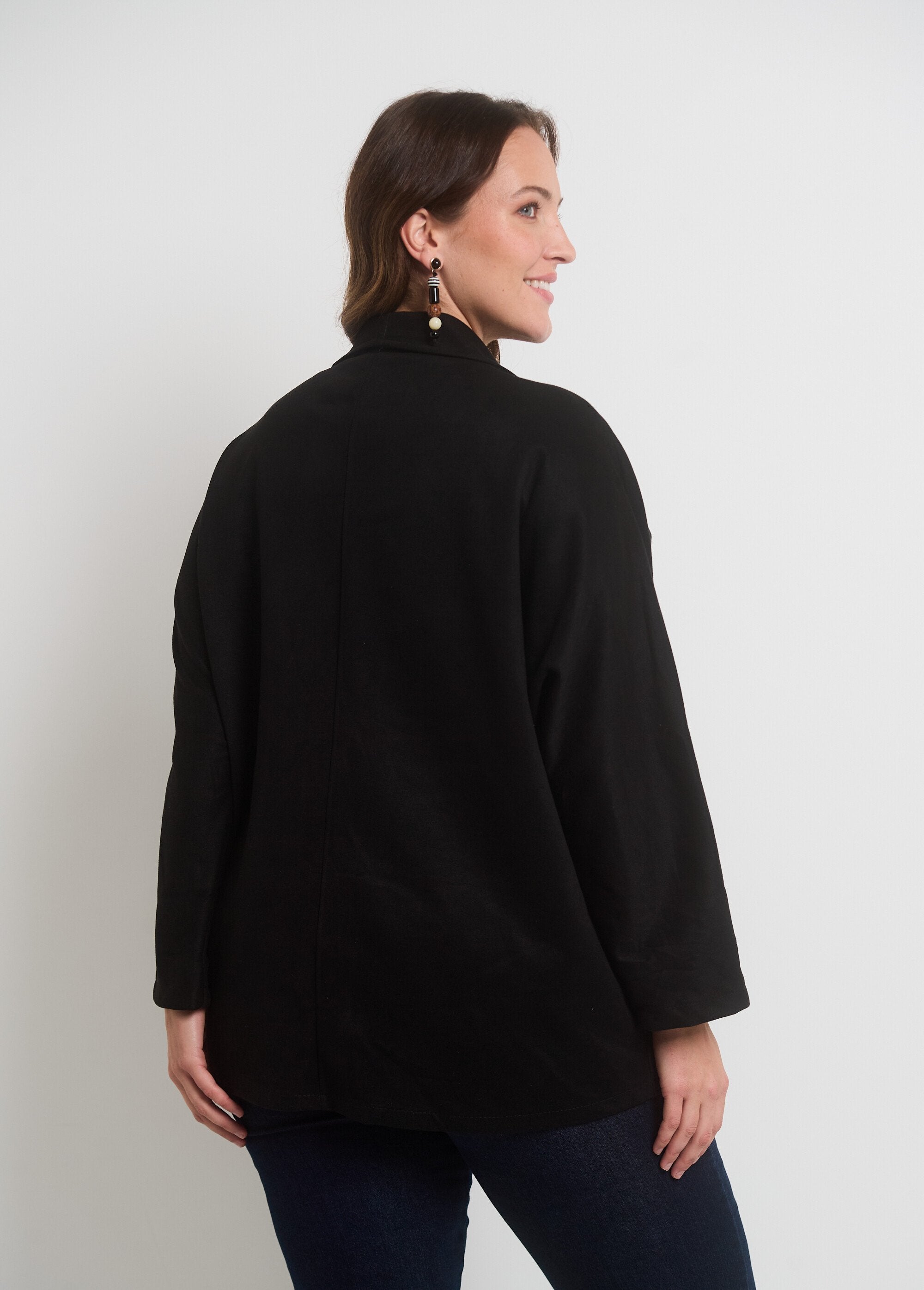 Suedette_long-collared_jacket_Black_DO1_curvy