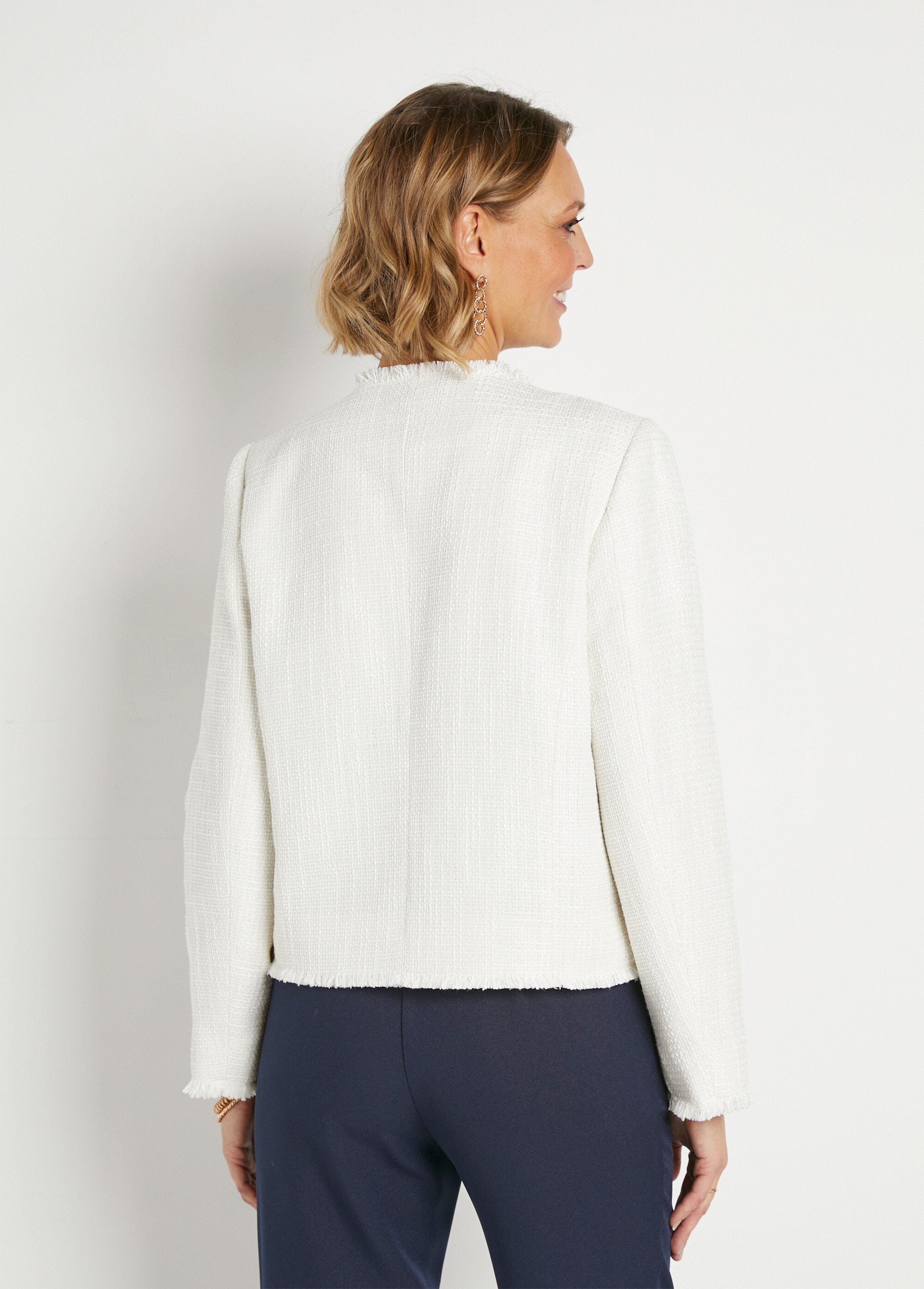 Short_buttoned_collarless_jacket_in_plain_woven_fabric_Ecru_DO1_slim