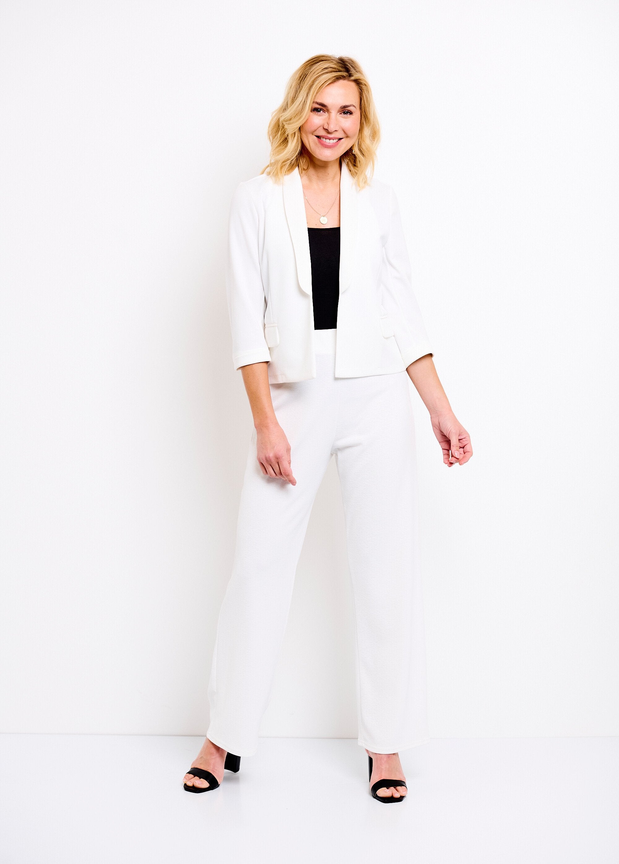 Short_plain_tuxedo_jacket_with_3/4_sleeves_White_SF1_slim